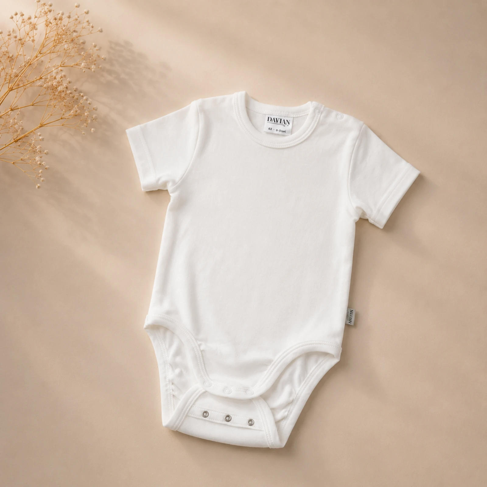 Bebeluși - Body scurt pentru bebeluși din bumbac – EVER - crem