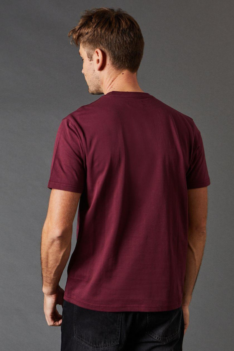 Tricou bordeaux simplu cu guler rotund [4]