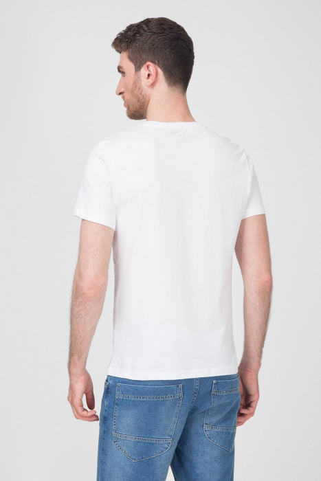 Tricou alb bărbătesc cu imprimeu [3]