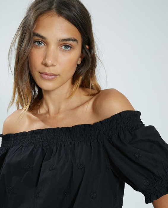 Camasa cu flori brodate [2]