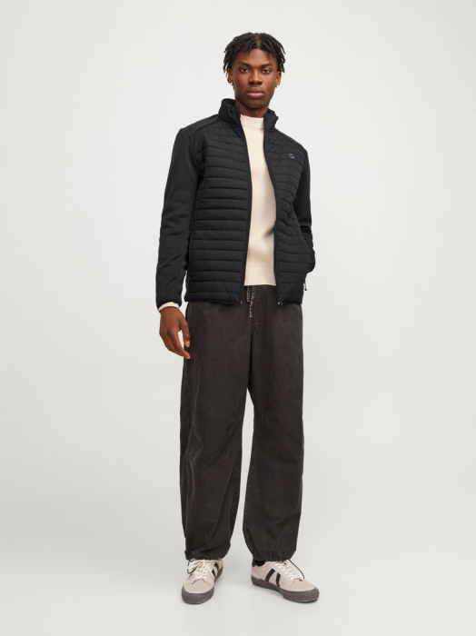 JACHETĂ PUFOASĂ [5]