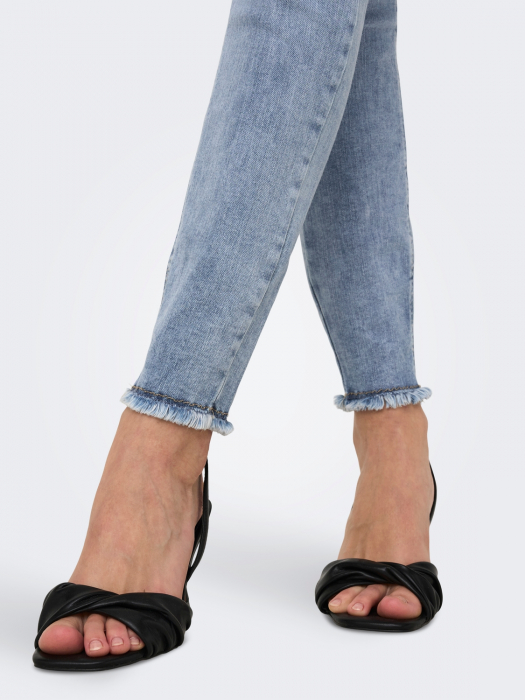 Blugi skinny cu talie medie BLUSH [5]