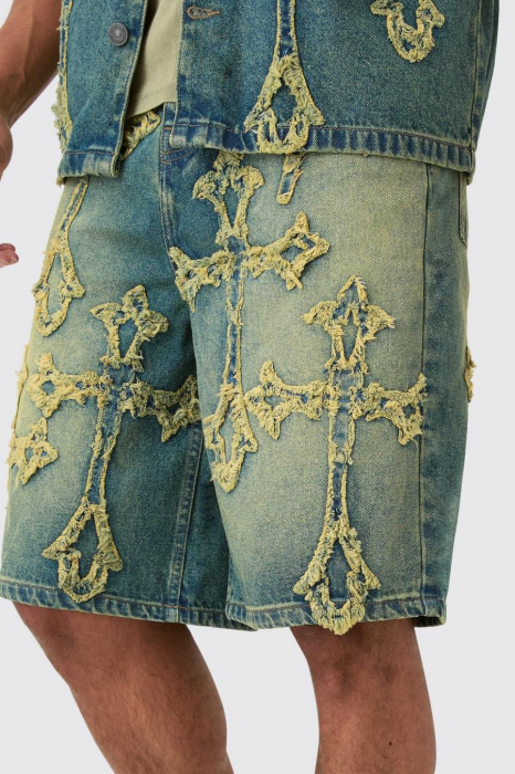 Pantaloni scurti din denim cu aplicatii cruce [2]