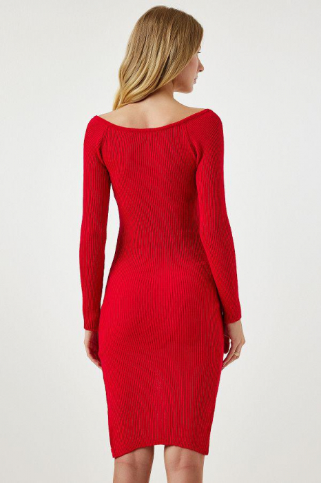 Rochie de damă cu guler pătrat [3]