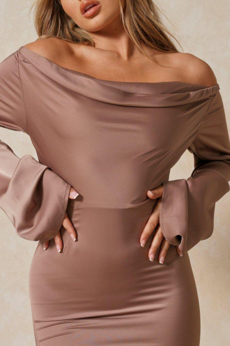 Rochie din satin cu maneca lunga [2]