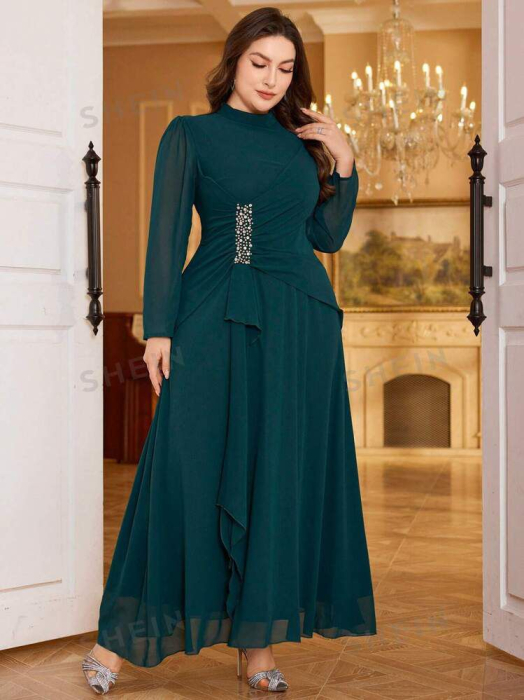 Rochie eleganta cu maneca lunga cu guler si aplicatii de margele si pietricele [3]