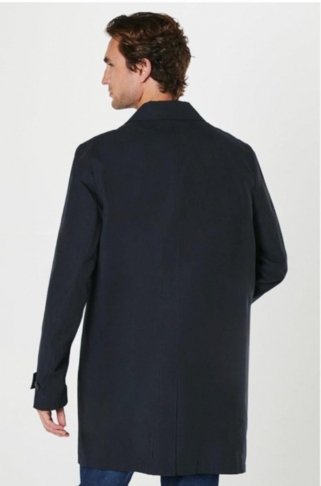 Trenci cu nasturi [2]