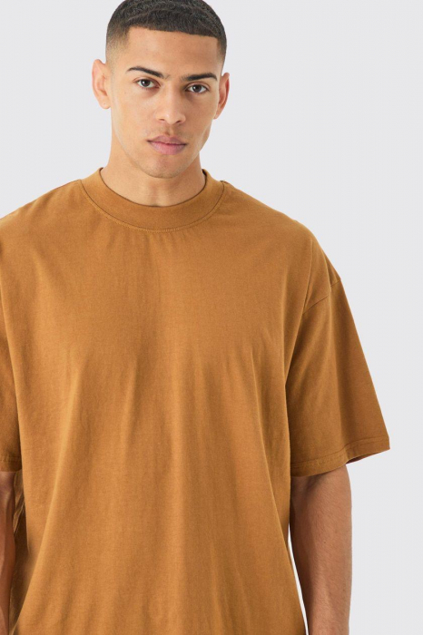 Tricou basic supradimensionat cu guler lung [2]