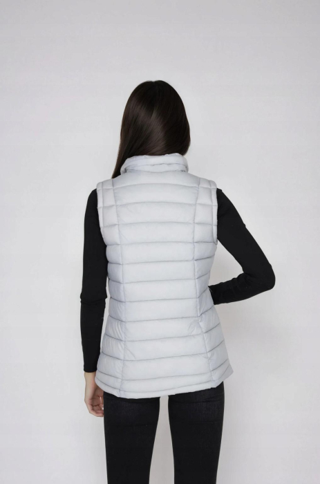 VESTĂ MATLASATĂ CU FERMOAR GRI [3]