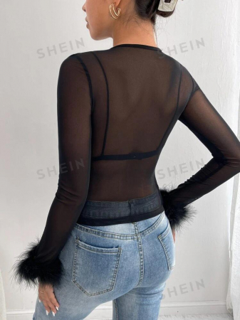 Bluza transparenta cu puf fara sutien [2]