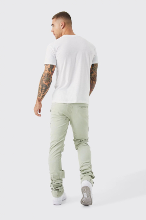 Pantaloni cargo skinny cu talie fixă ​​și bretele suprapuse [1]