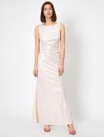 FEMEI - Rochie cu model