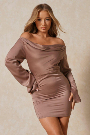 FEMEI - Rochie din satin cu maneca lunga