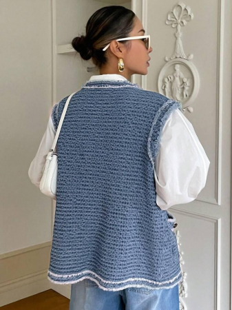 Vestă din denim cu finisaj brut și buzunar dublu, fără cămașă [2]