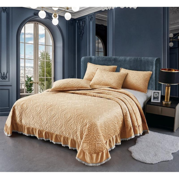 Cuvertura catifea cu volanase si dantela + 2 fețe pernă,bej C1312 [1]