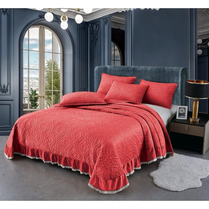 Cuvertura catifea cu volanase si dantela + 2 fețe pernă, rosu C1316 [1]