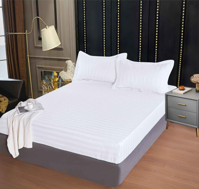 Husa de pat tip Damasc cu Elastic cu 2 fete de perna 180x200 cm C1113 [1]