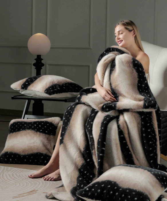 Patura pat Dublu Blanita tip Nurca Artificiala Super Pufoasa 200x230 C810 [5]