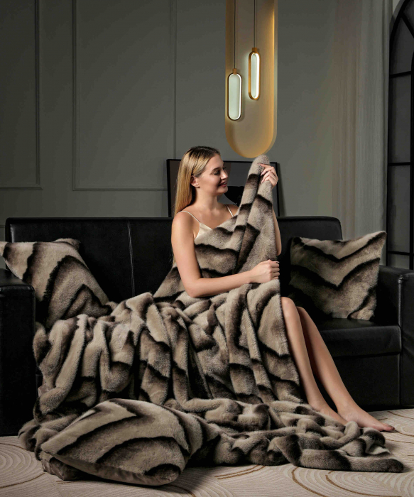 Patura pat Dublu Blanita tip Nurca Artificiala Super Pufoasa 200x230 C812 [5]