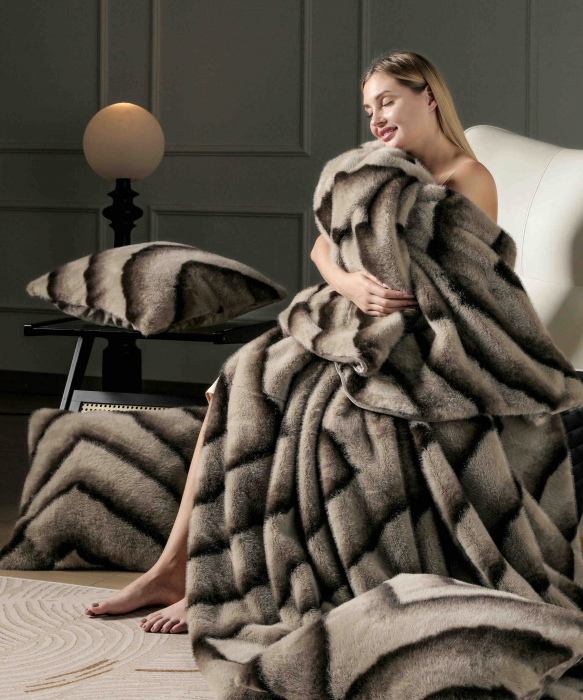 Patura pat Dublu Blanita tip Nurca Artificiala Super Pufoasa 200x230 C812 [3]