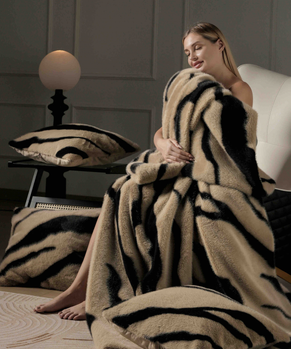 Patura pat Dublu Blanita tip Nurca Artificiala Super Pufoasa 200x230 C814 [4]