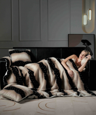 Patura pat Dublu Blanita tip Nurca Artificiala Super Pufoasa 200x230 C810 [2]