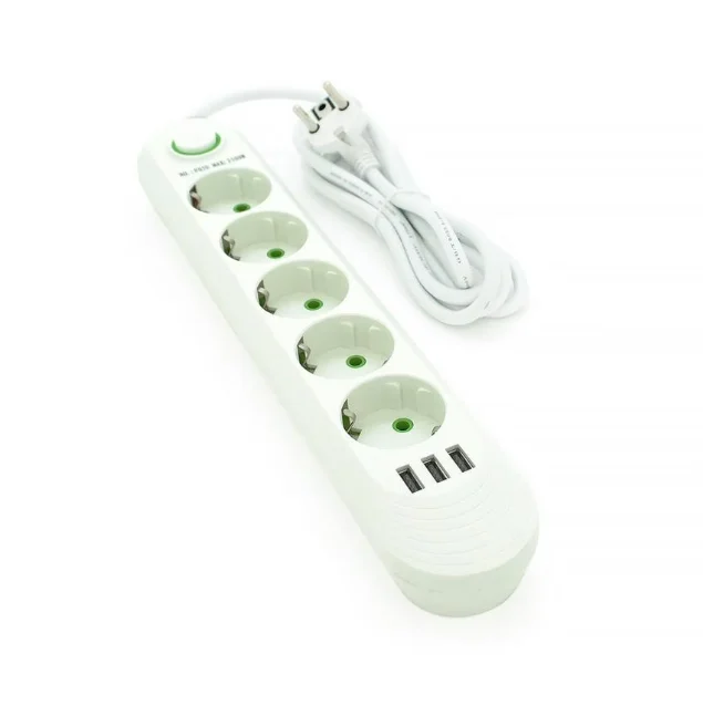 5-ös elosztó 3 USB-porttal, 5 m, fehér/fekete, túlfeszültségvédelemmel, LED világítással, 220–240 V, max. terhelés 2500 W, extra védelem az eszközeidnek [2]