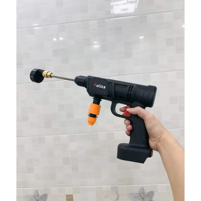 Hordozható, vezeték nélküli magasnyomású mosó, 500W, 30 bar, 3L/perc, 48V, többféle fúvóka, 5 m tömlő, fekete, tartozékokkal [4]