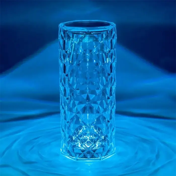 Kristályhatású LED világítás, 3 fehér fény, 16 RGB szín, távirányítóval, érintésvezérlés, újratölthető – hálószobába, irodába, konyhába, kempinghez [13]