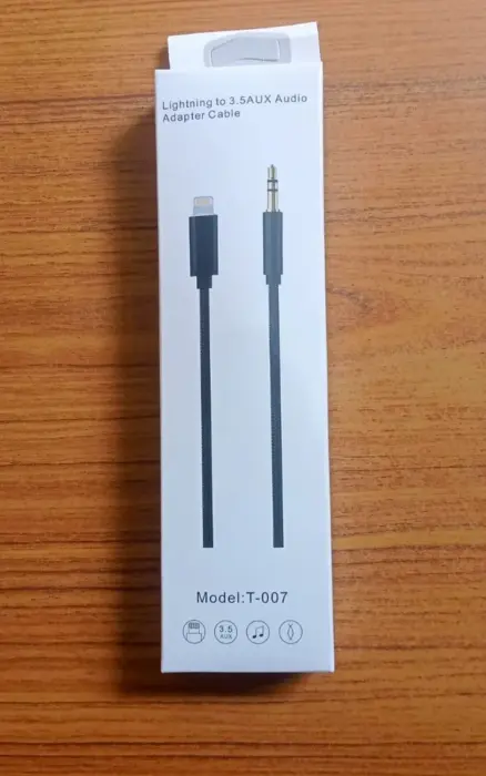 T-007 iPhone Lightning–3,5 mm Jack AUX adapter kábel, Hi-Fi hangzás, iOS kompatibilis, fekete [2]