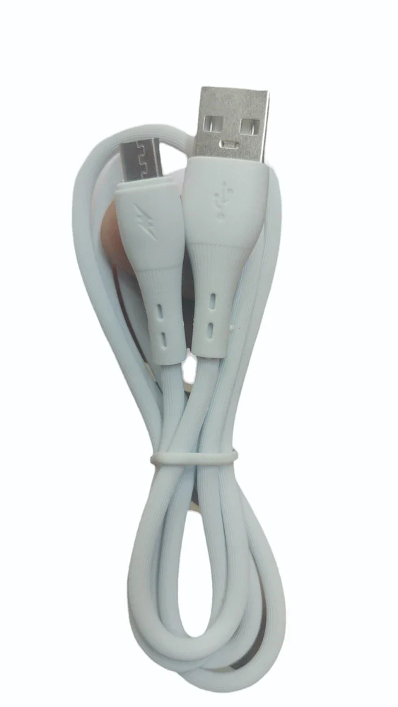 USB Type-C Kábel Gyorstöltéshez és Adatszinkronizáláshoz, Univerzális Kompatibilitással Okostelefonokhoz, Táblagépekhez és Egyéb Eszközökhöz, Fehér [1]