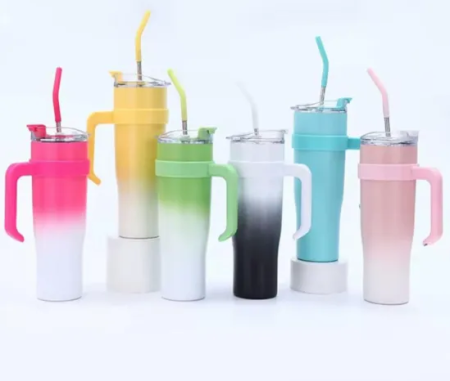 Otthon és Konyha - 1,2L Hordozható Hőszigetelt Bögre, 304 Rozsdamentes Acél, Nagy Kapacitás Szívószállal, Melegen vagy Hidegen Tartja az Italokat, Tartós és Praktikus Kialakítás Mindennapi Használatra