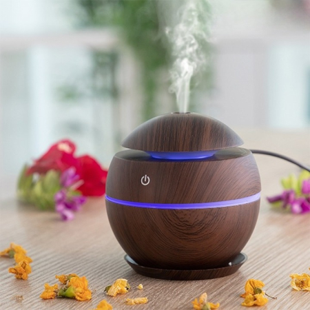 Otthon és Konyha - Sötétbarna Ultrahangos Aromaterápiás Diffúzor, 200 ml, 30 ml/h, 2 W, 10x10x10 cm, LED Világítás és Érintőgomb, 5V/500mA, USB Kábellel