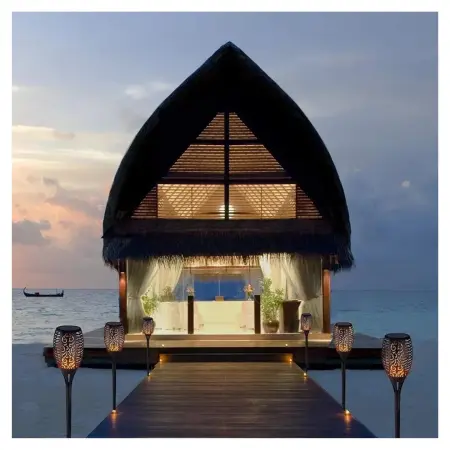 Napelemes Lánghatású Lámpa, 10 cm, 33 LED, Napelemes Töltés, 2W, 600mAh Ni-MH Akkumulátor, 6–8 Órás Világítási Idő, Elegáns Dizájn Kertbe, Teraszra és Udvarra [1]