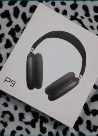 SoundScape P9 vezeték nélküli fülhallgató, Bluetooth, beépített mikrofon, zajszűrés, IPX3 vízállóság, 20 órás üzemidő, 10–15 m hatótáv, ABS & szilikon anyag, fokozott kényelem [2]