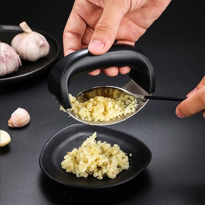 Presă manuală pentru usturoi și ghimbir, inox + PP, design ergonomic, bază anti-alunecare, 10.2 x 7.2 cm, negru [1]