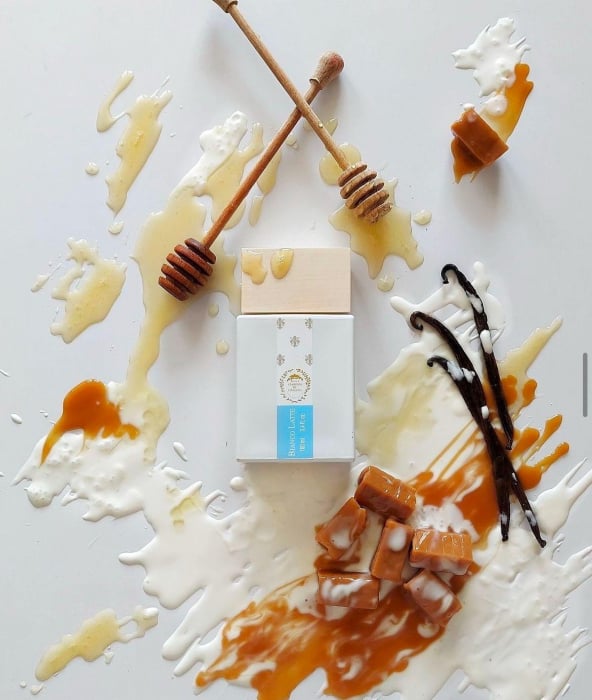 Decant • Giardini di Toscana – Bianco Latte [2]