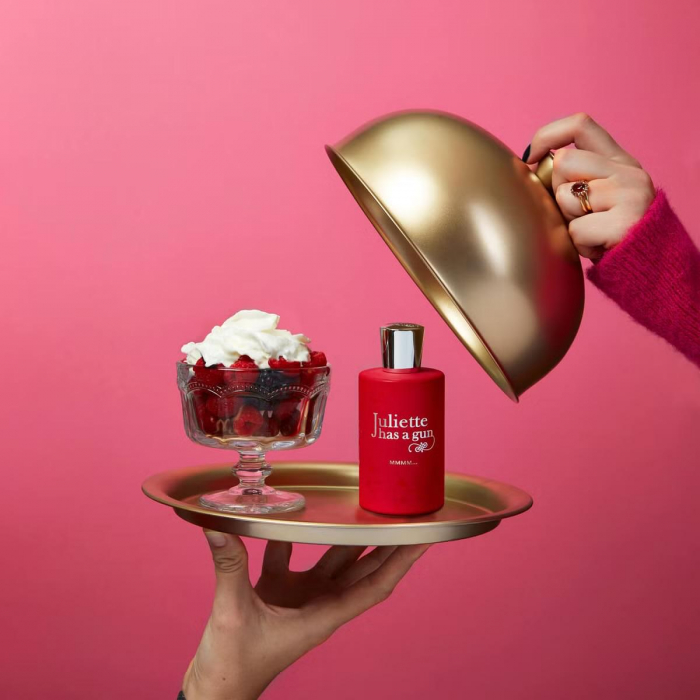 Decant • Juliette Has a Gun – MMMM... [2]