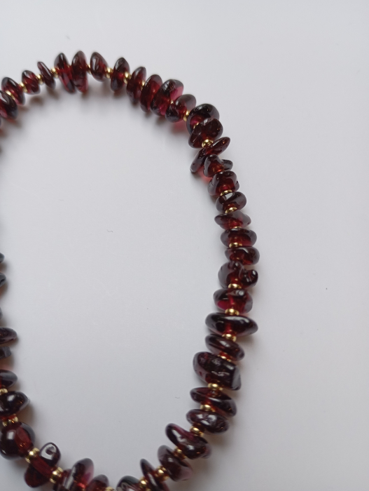 Set Granat chipsuri si margele placate cu aur [2]