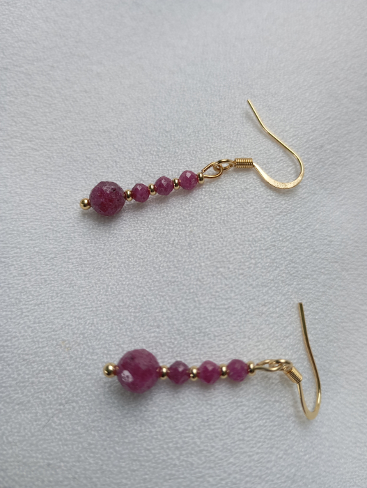 Cercei cu margele de Rubin si tortite placate cu aur 18K [3]