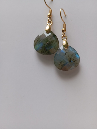Bijuterii - Cercei cu deosebita piatra de Labradorit, cu irizatii albastrui