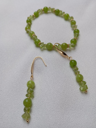 Bijuterii - Set bijuterii cu Peridot verde primavara si margele placate cu aur 18K