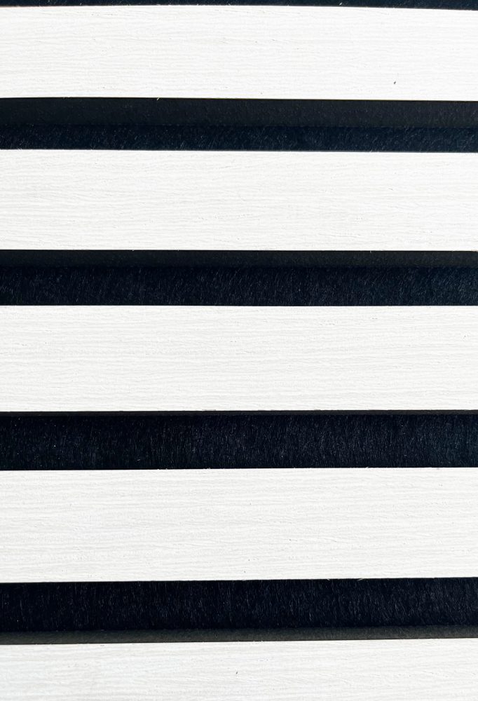 Set 4 buc - Panouri acustice lamelare din MDF pe fetru, Alb, 600 x 600 x 21 mm/bucată, total 1,44 m² [10]