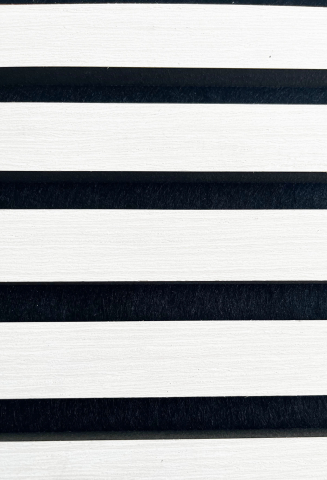 Set 4 buc - Panouri acustice lamelare din MDF pe fetru, Alb, 600 x 600 x 21 mm/bucată, total 1,44 m² [9]