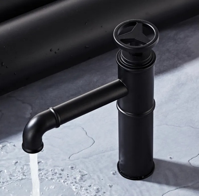 Baterie lavoar aspect industrial negru mat [3]