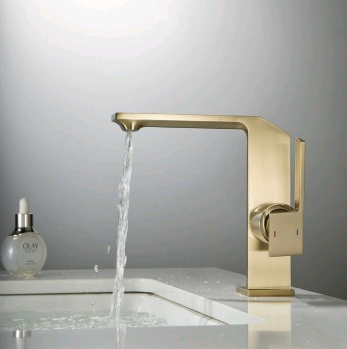 Baterie lavoar inaltime medie antichizat gold Molde [2]
