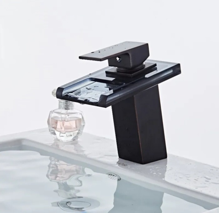 Baterie sticla cascada led Preston neagra [2]