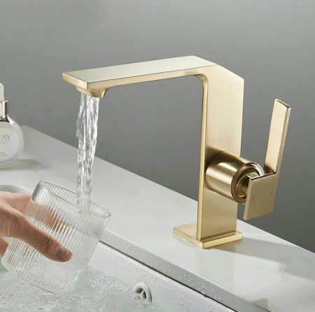 Baterie lavoar inaltime medie antichizat gold Molde [2]