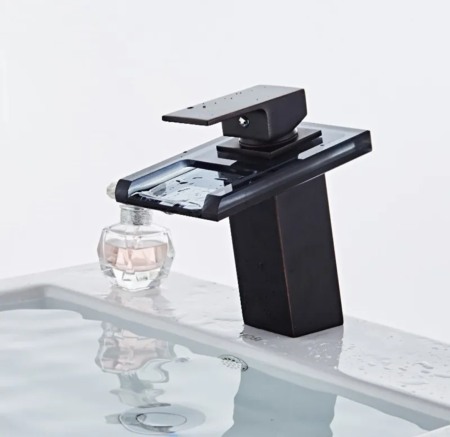 Baterie sticla cascada led Preston neagra [1]