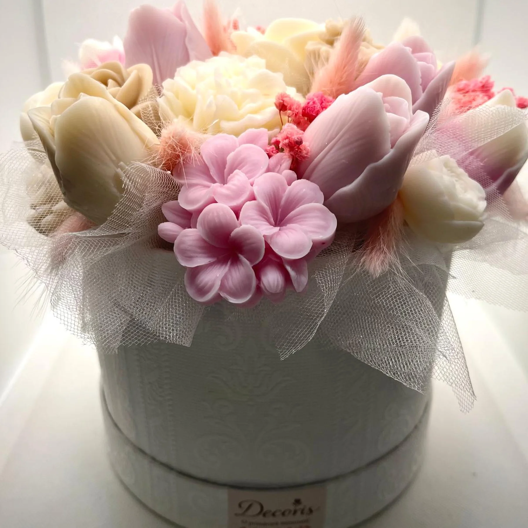 Aranjament floral din ceară de soia în cutie rotundă – flori decorative premium cu flori uscate, cadou elegant [3]